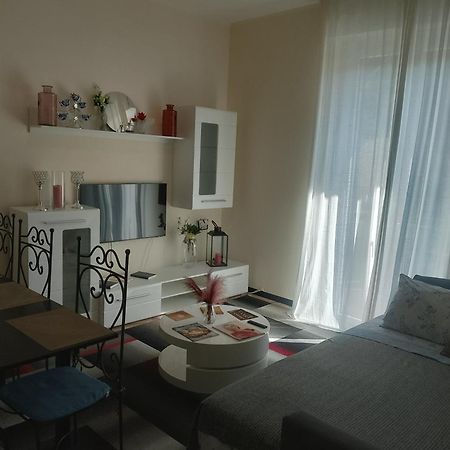 Apartmán Elizabeth House Como Exteriér fotografie